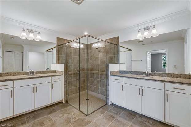 Building Photo - 15927 Grassland Ln