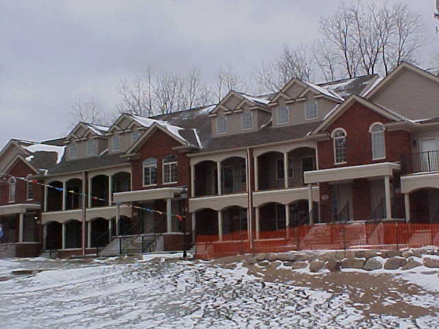 Building Photo - Villages of Capital Pointe