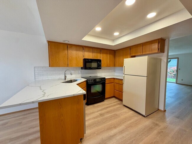 Building Photo - INQUIRE WITH IN FOR ANY MOVEIN SPECIALS Cute Ranch, Location Location in Prairie School district