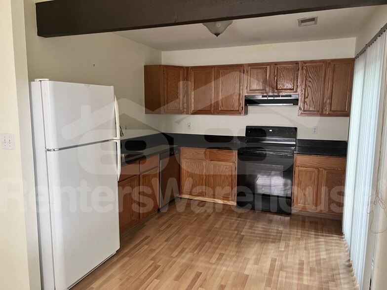 Building Photo - 1470 Pine Row Ct