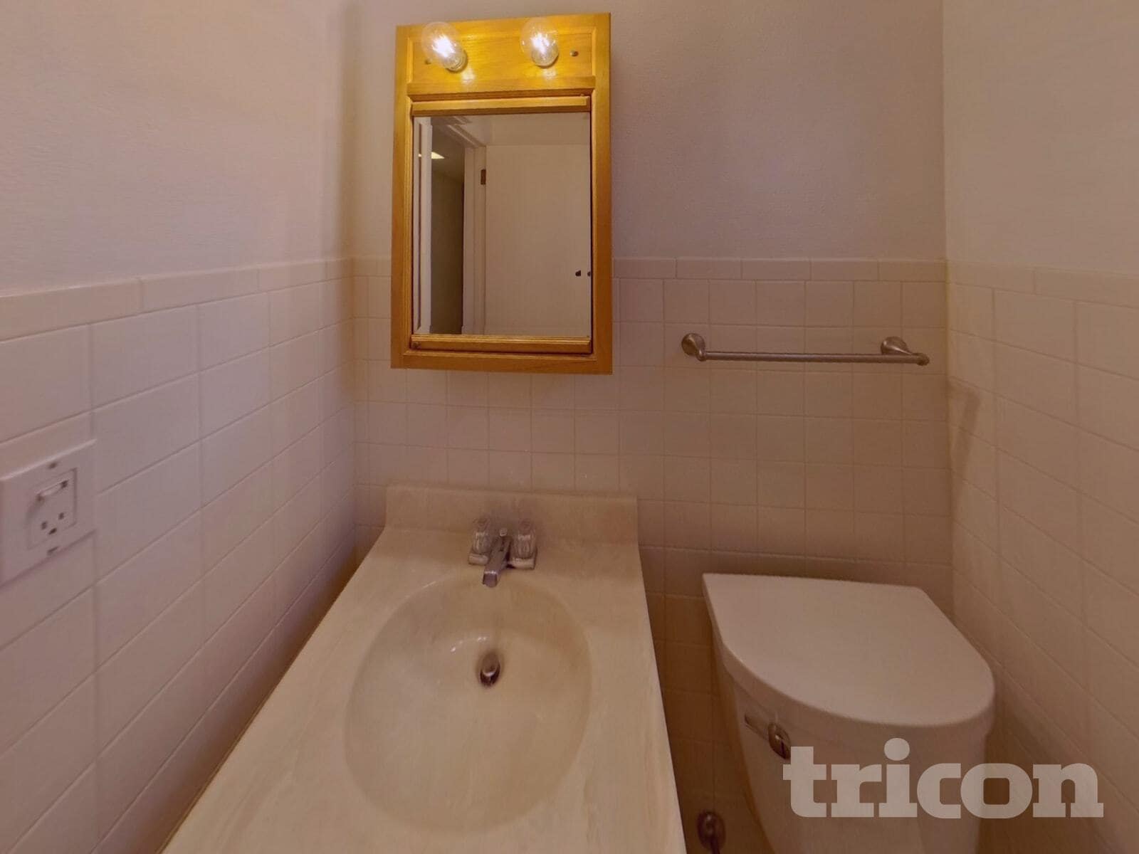 Building Photo - 1915 Berkshire Ln