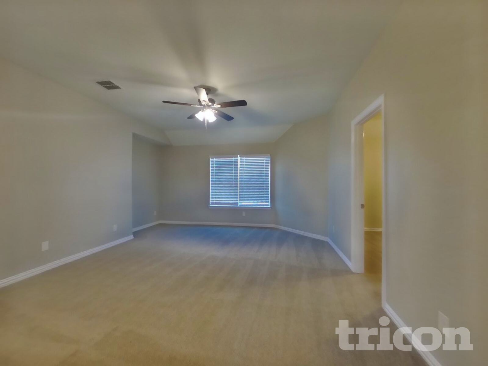 Building Photo - 8757 Royalwood Dr