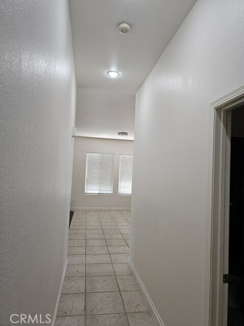 Building Photo - 45665 Calle Ayora