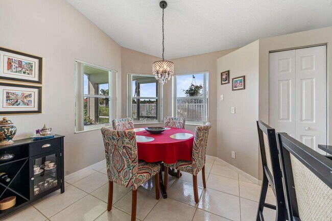Building Photo - 3665 Miramontes Cir