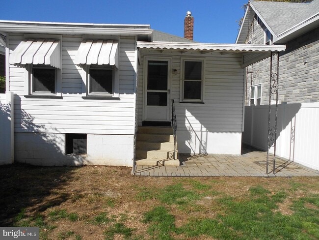 Building Photo - 1059 Lalor St