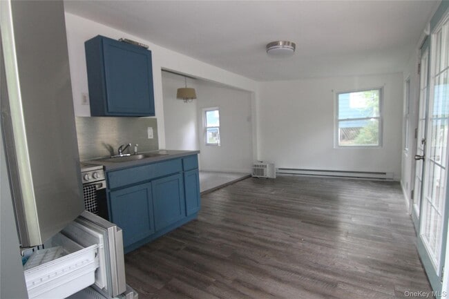 Building Photo - 71 Miller Rd