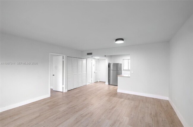 Building Photo - 3626 NE 168th St