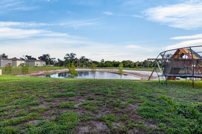 Building Photo - 4BR For Rent - Riverview