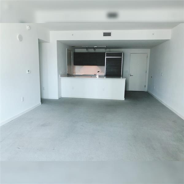 Building Photo - 1100 S Miami Ave