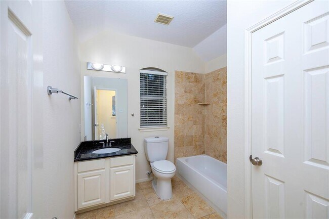 Building Photo - 2327 Centerbrook Ln