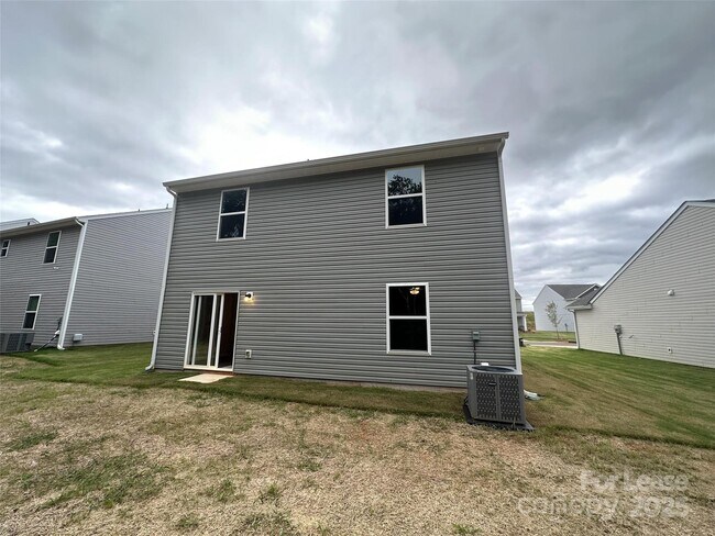 Building Photo - 1513 Nia Rd