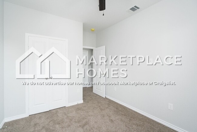 Building Photo - 16987 Balmoral St