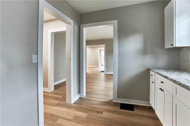 Building Photo - 1332 Thurgood St SW