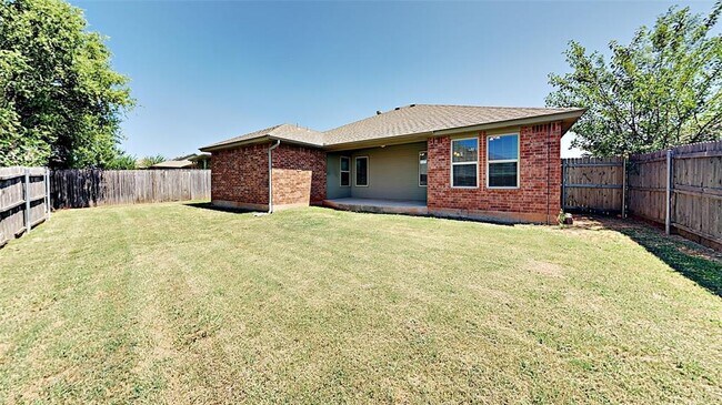 Building Photo - 2909 Short Stop Way