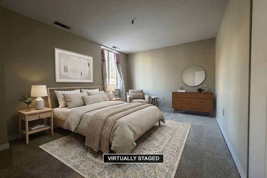 Building Photo - 4 Canal Park