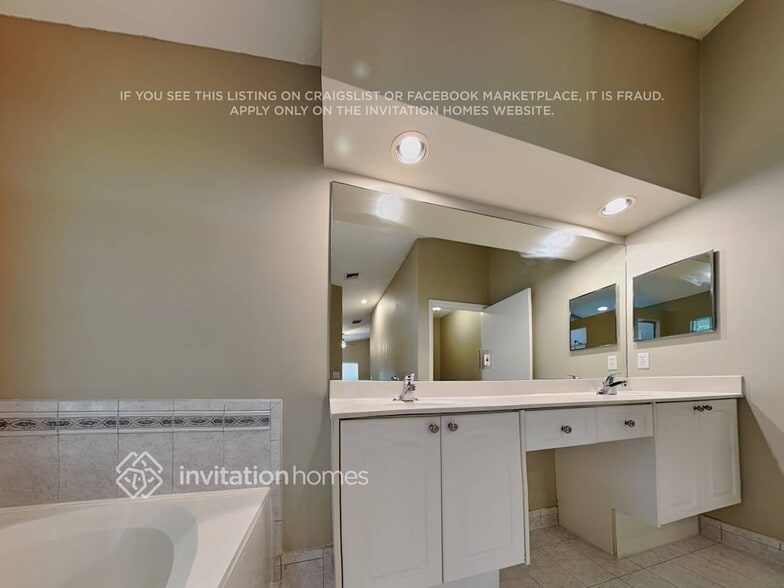 Building Photo - 4116 Torres Cir
