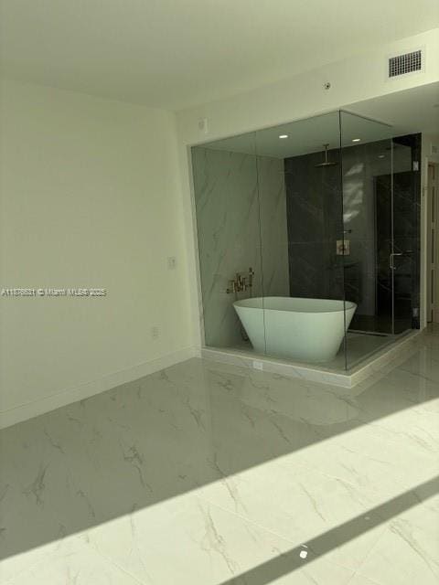 Building Photo - 700 NE 24th St