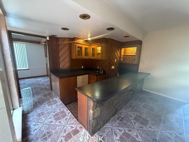 Building Photo - 7407 Kings Manor Ct