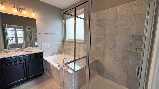 Building Photo - 5030 Rue Dela Croix Dr