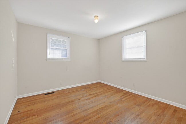 Building Photo - 9404 Locust Creek Rd