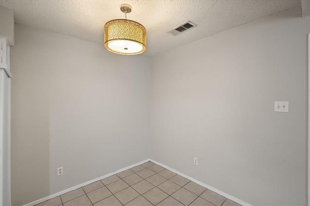 Building Photo - 352 Spring Branch Ln