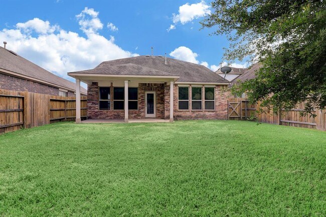Building Photo - 16617 Conner Creek Ln