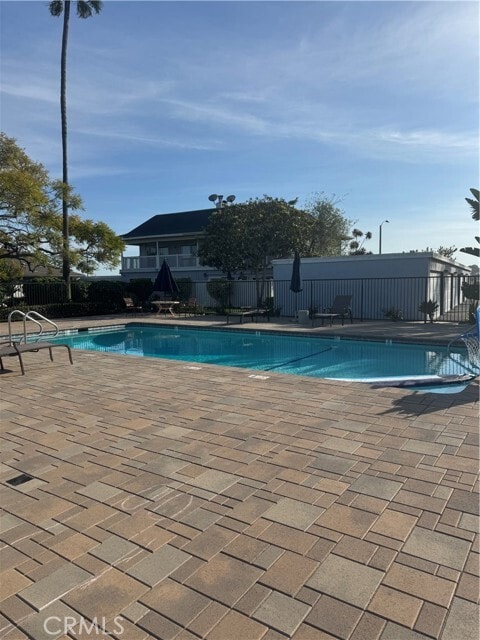 Building Photo - 2522 University Dr