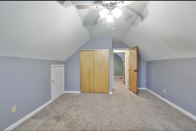 Building Photo - 37 Towanda Dr