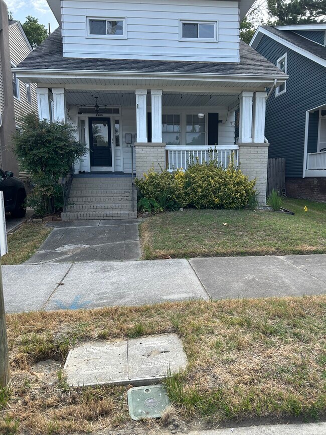 Building Photo - 1438 Westover Ave