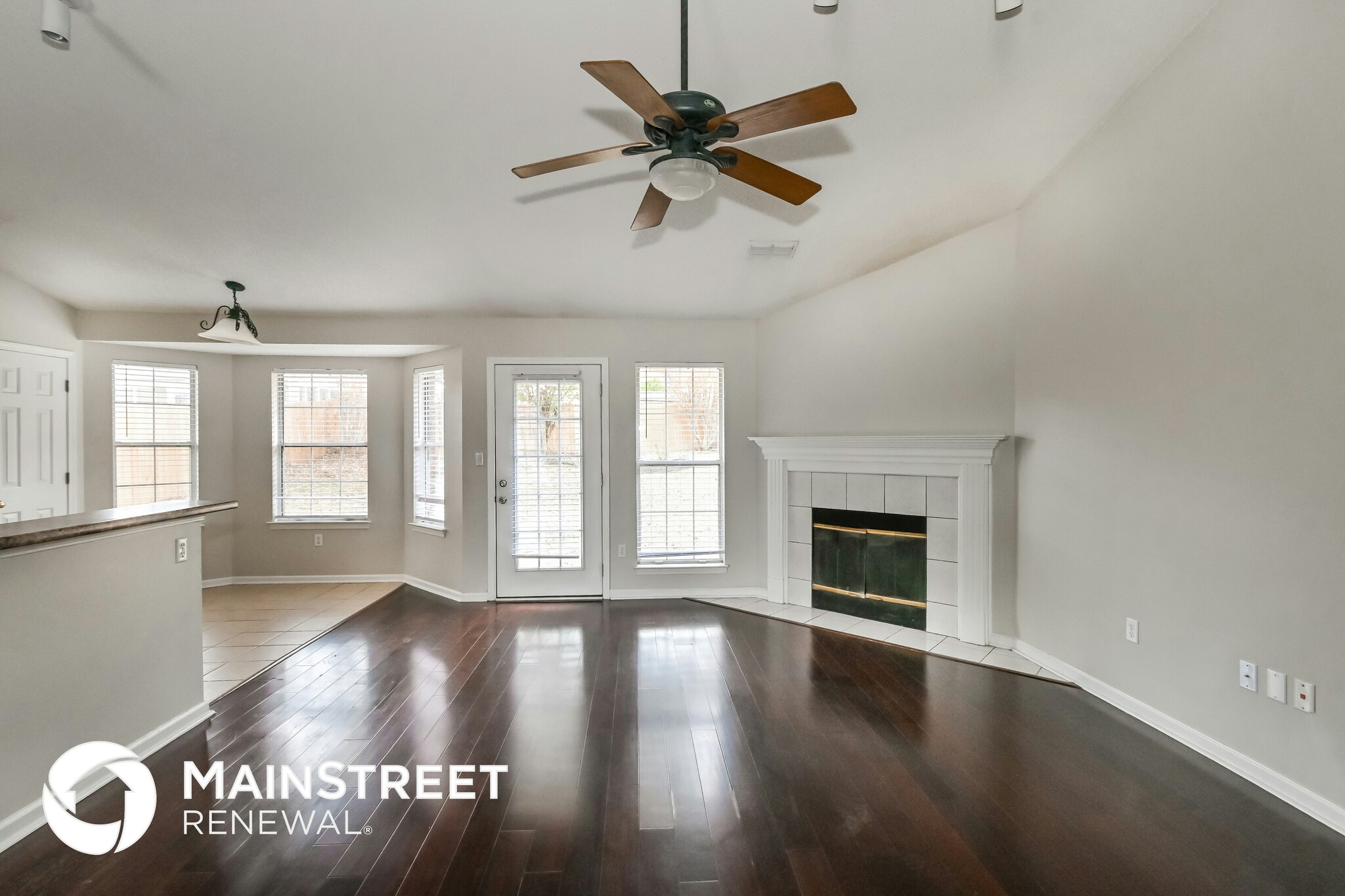 Building Photo - 5545 Annandale Dr