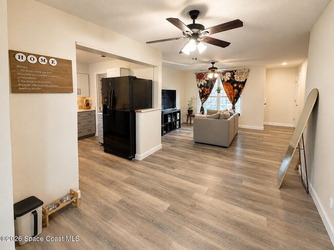 Building Photo - 4995 Sharlene Dr