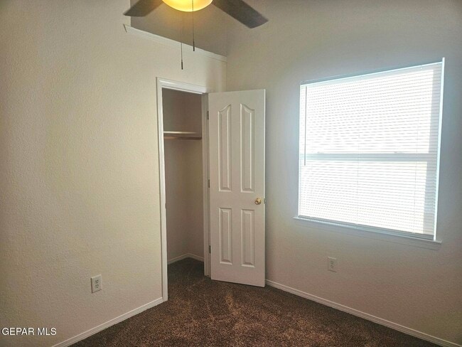 Building Photo - 12353 Golden Sun Dr