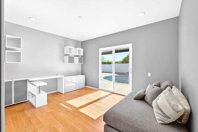 Building Photo - 72996 Bursera Way