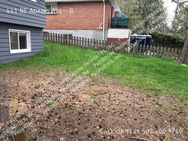 Building Photo - 441 NE Adams Ave