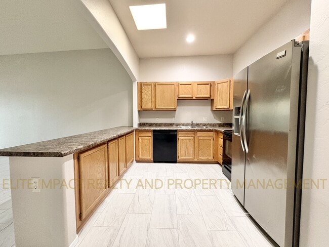 Building Photo - 7285 E Chelsie Kaye Ln