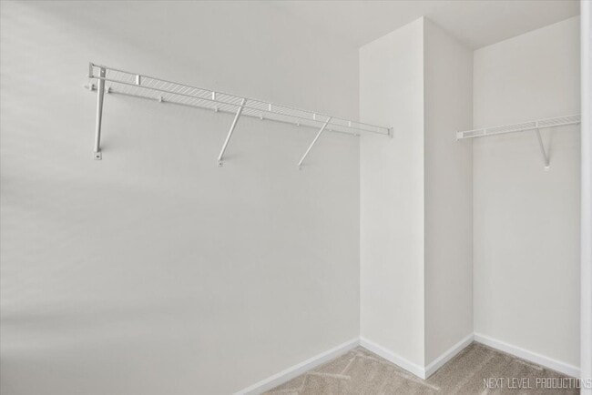 Building Photo - 5734 Oak Ridge Way