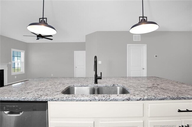 Building Photo - 2346 Spinning Wheel Rd