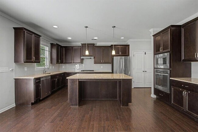 Building Photo - 3529 Tamerton Trce