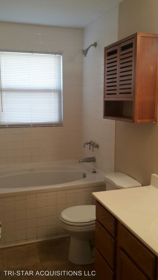 Building Photo - 2 br, 2 bath House - 9736 Gloucester