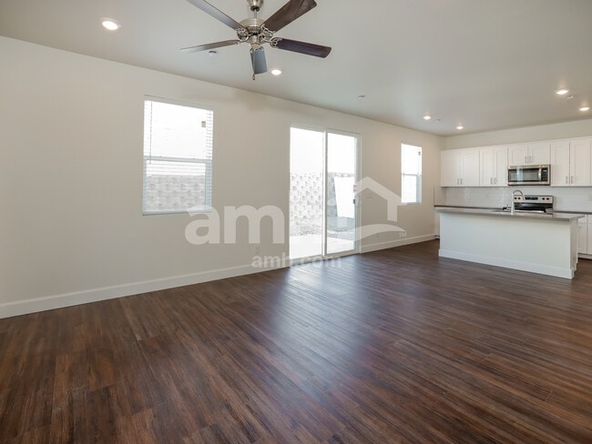 Building Photo - 6565 Enlightenment Dr