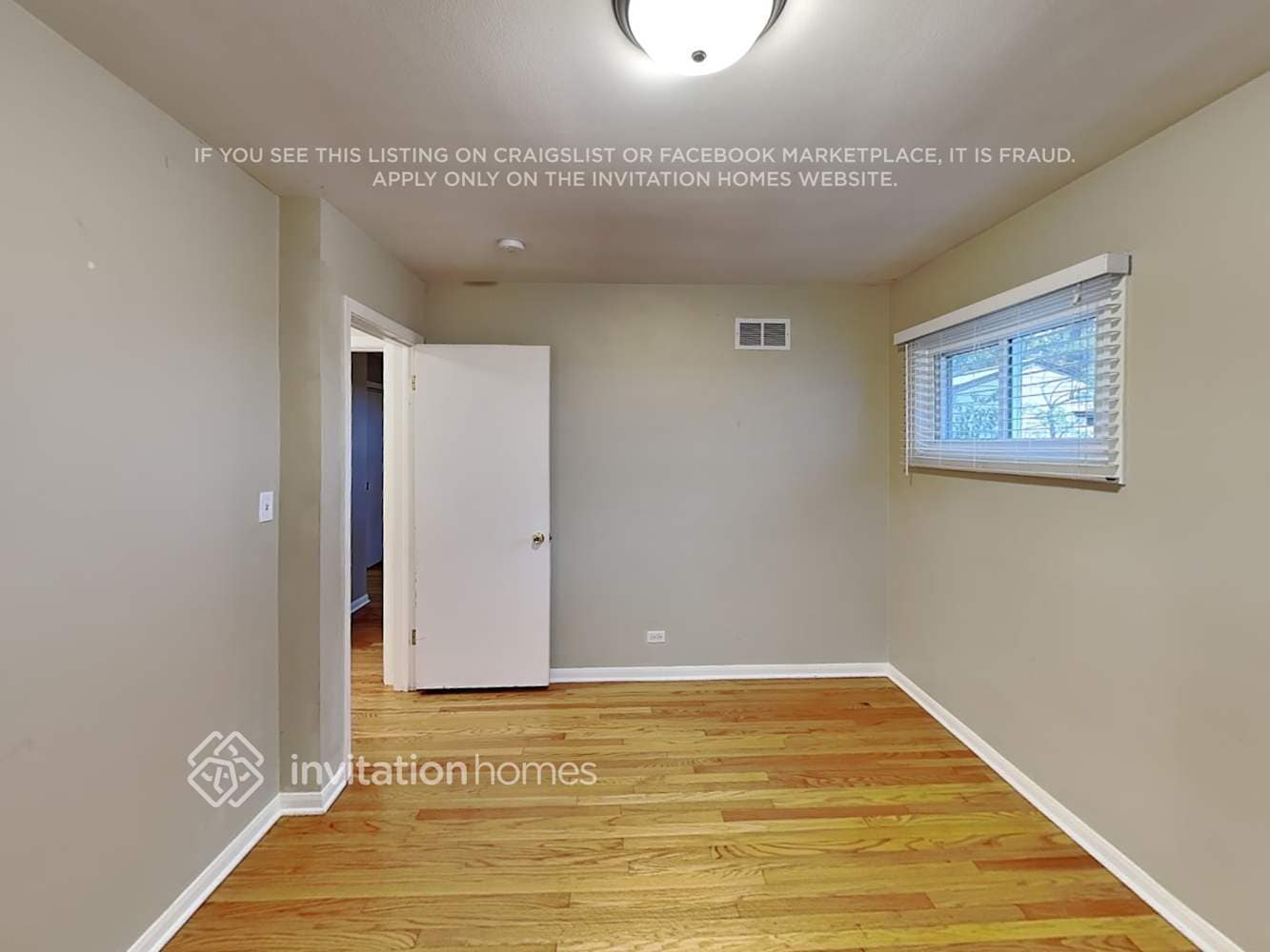 Building Photo - 624 S Pierce Ave