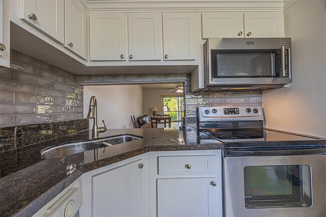 Building Photo - 9541 SW 1st Ct