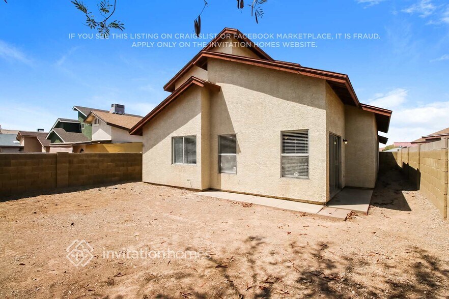 Building Photo - 11339 N 82nd Dr