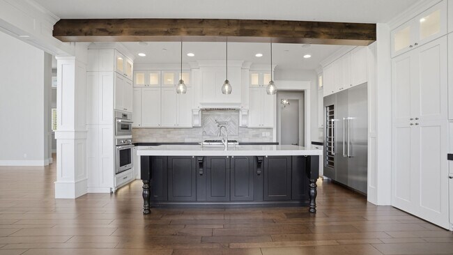 Building Photo - Luxurious Herriman 6 Bed with Indoor Court, Theater & Stunning Views!!!
