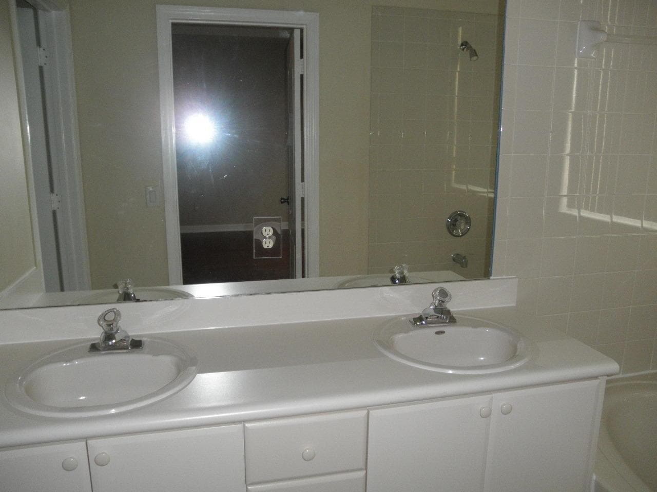 Building Photo - 2314 Shoma Ln