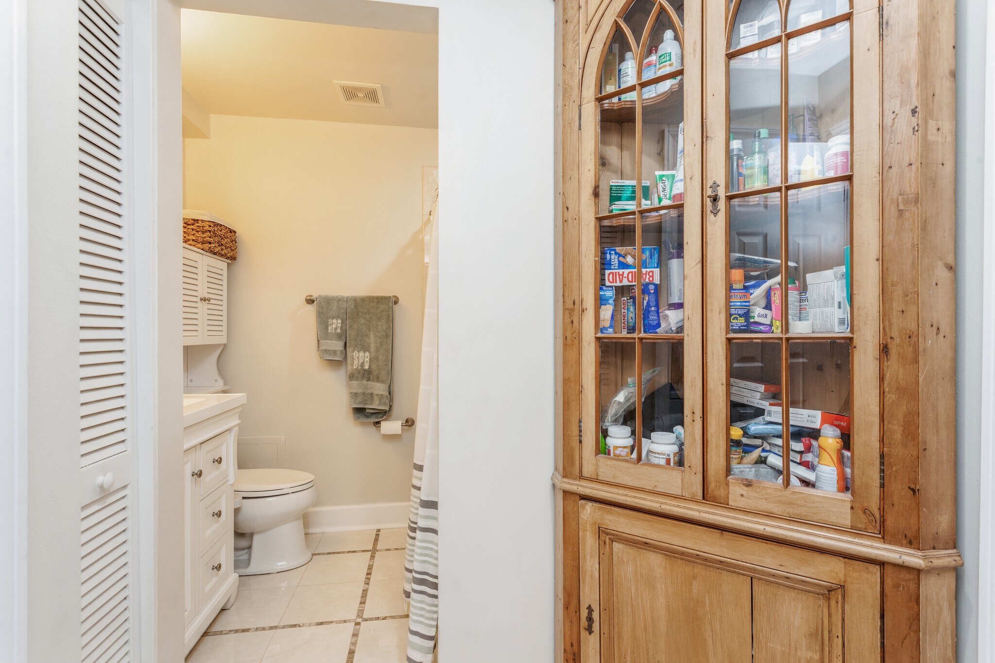 Building Photo - 304 Q St NW