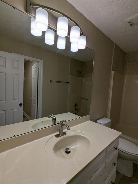 Building Photo - 6885 Brownwood Ln
