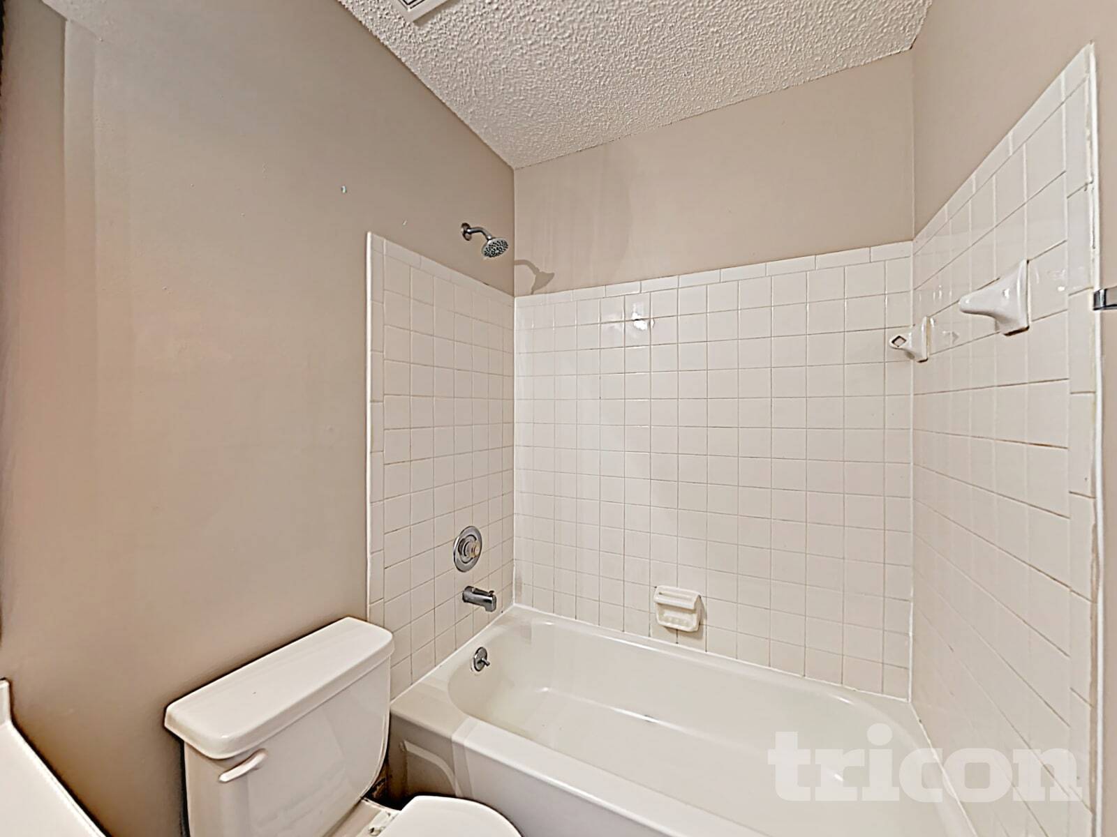 Building Photo - 3041 Old House Cir