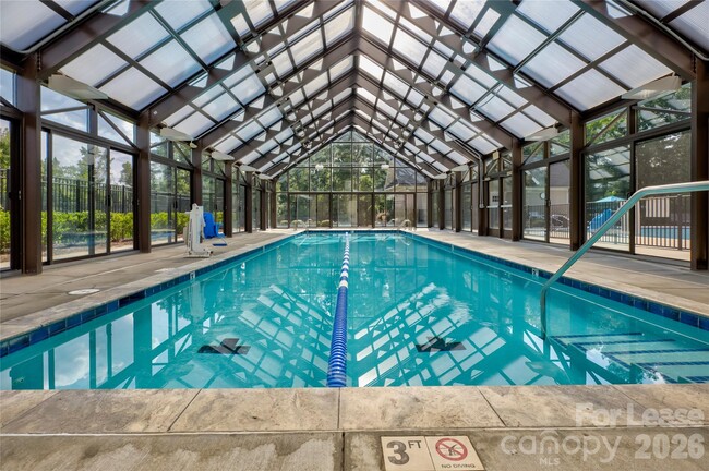 Building Photo - 82132 Standing Oak Dr