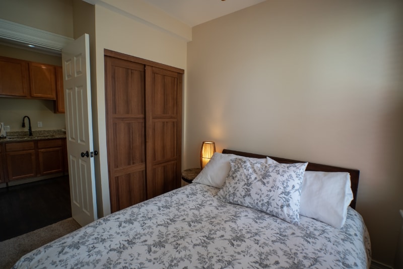 Building Photo - 3238 N Hoyne Ave